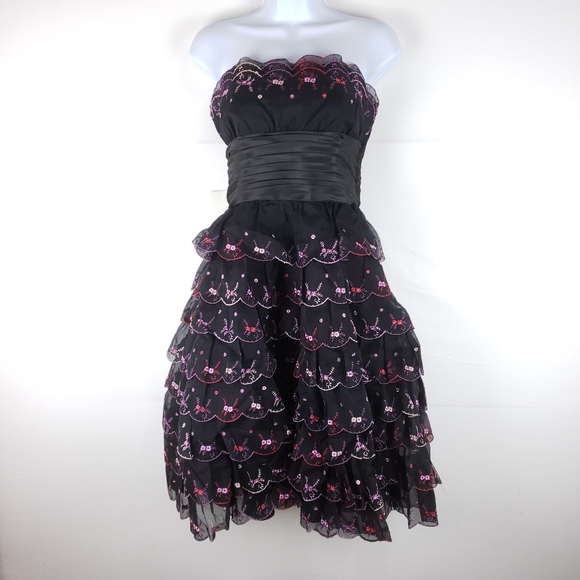 Betsey Johnson Dresses & Skirts - Betsey Johnson Evening Gown Dress